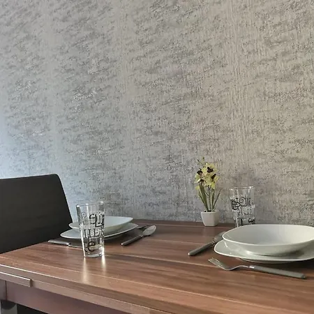 Cozy Flat, Central, Easy Parking, Clam Apartment Bayreuth